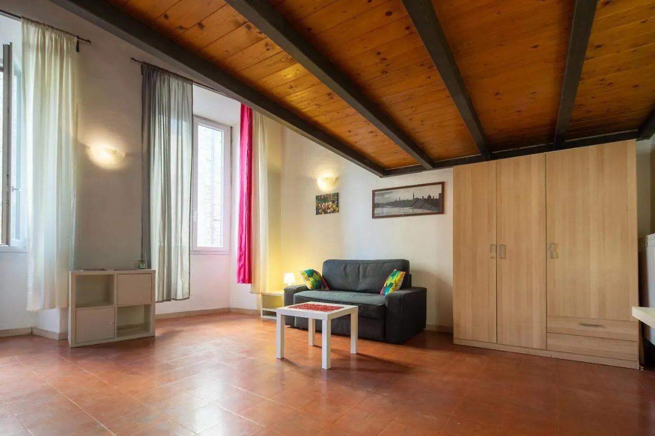 Palazzo Vecchio Apartments By Mmega Florence 0*,  Italy