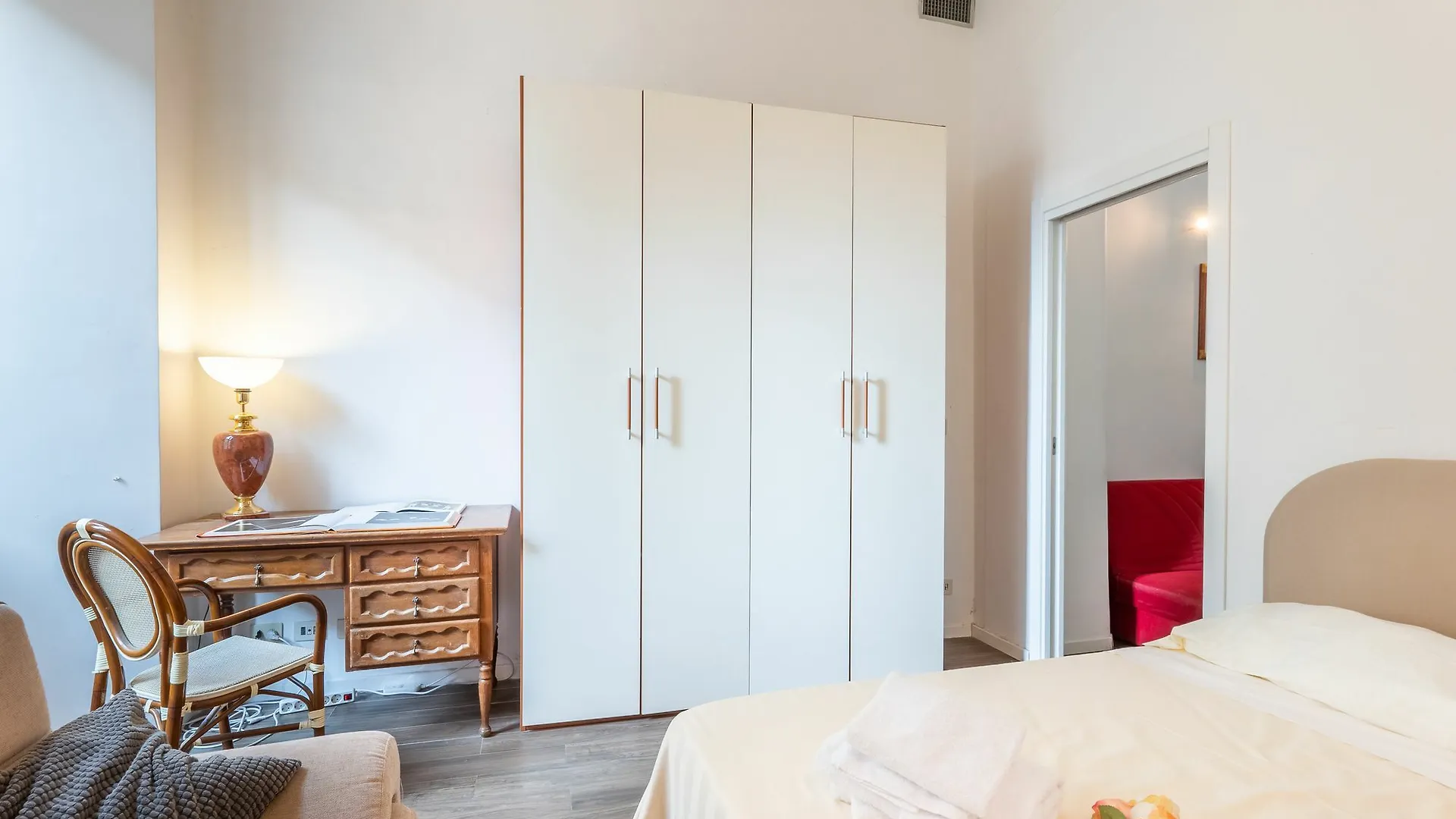 Palazzo Vecchio Apartments By Mmega Florence 0*,  Italy