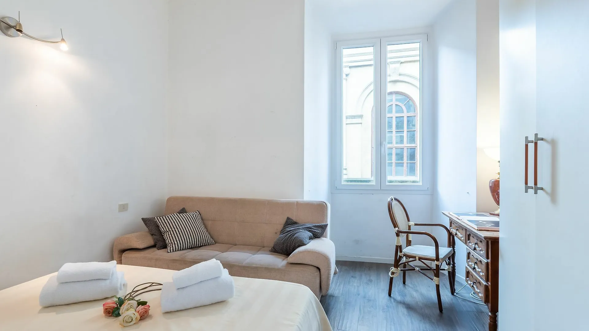 Palazzo Vecchio Apartments By Mmega Florence Italy